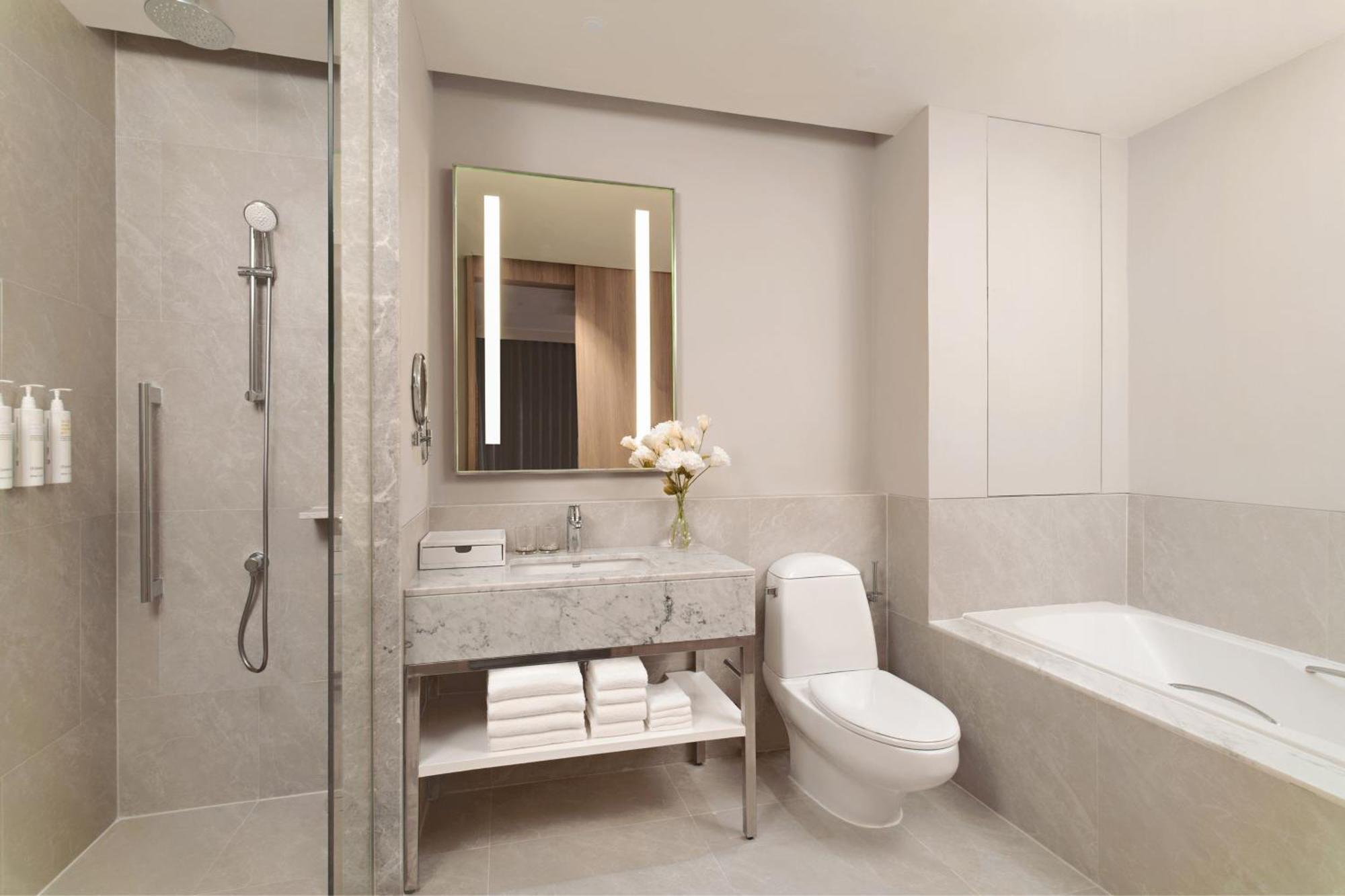Marriott Executive Apartments Bangkok, Sukhumvit 101 Экстерьер фото