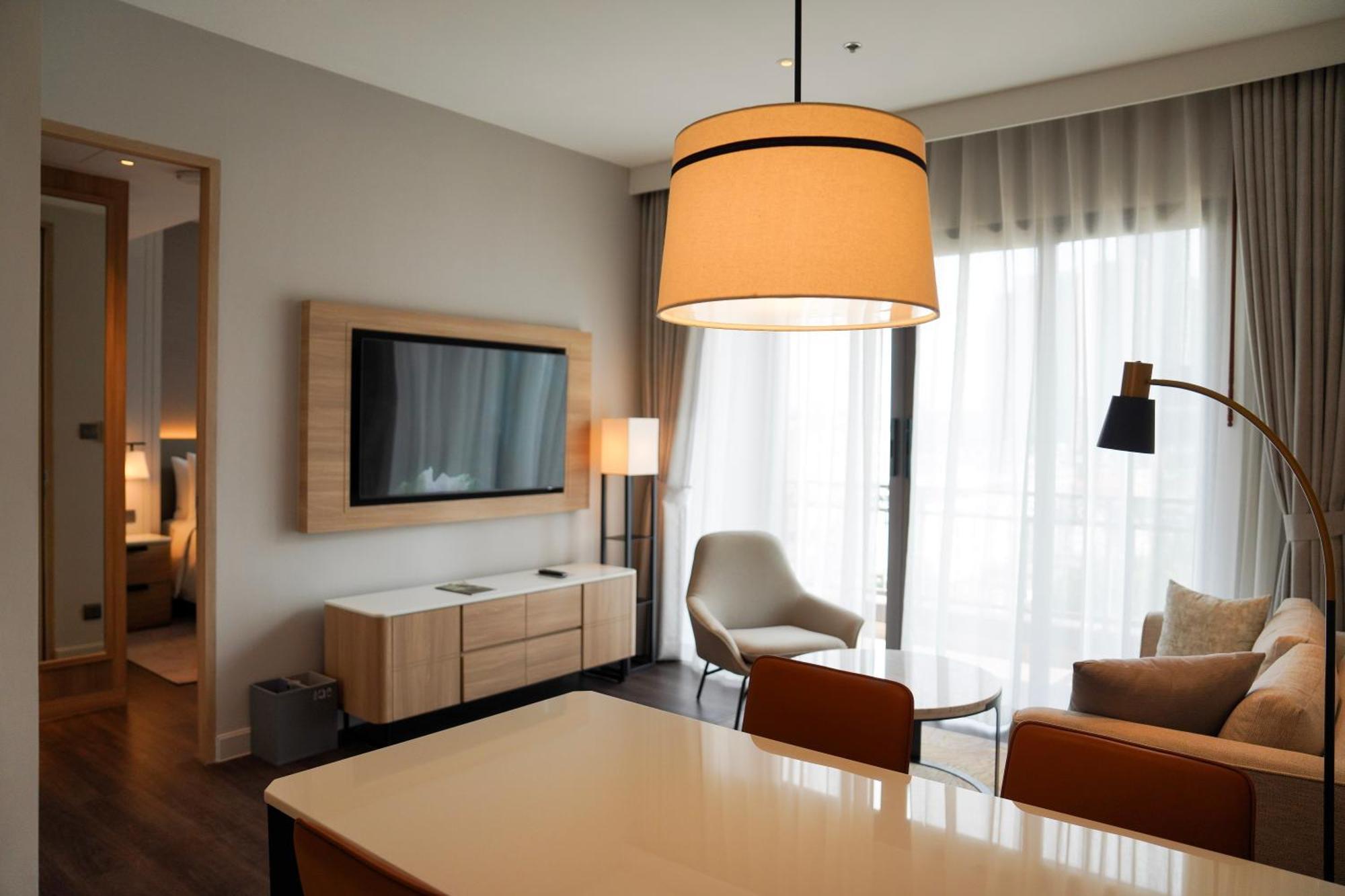 Marriott Executive Apartments Bangkok, Sukhumvit 101 Экстерьер фото