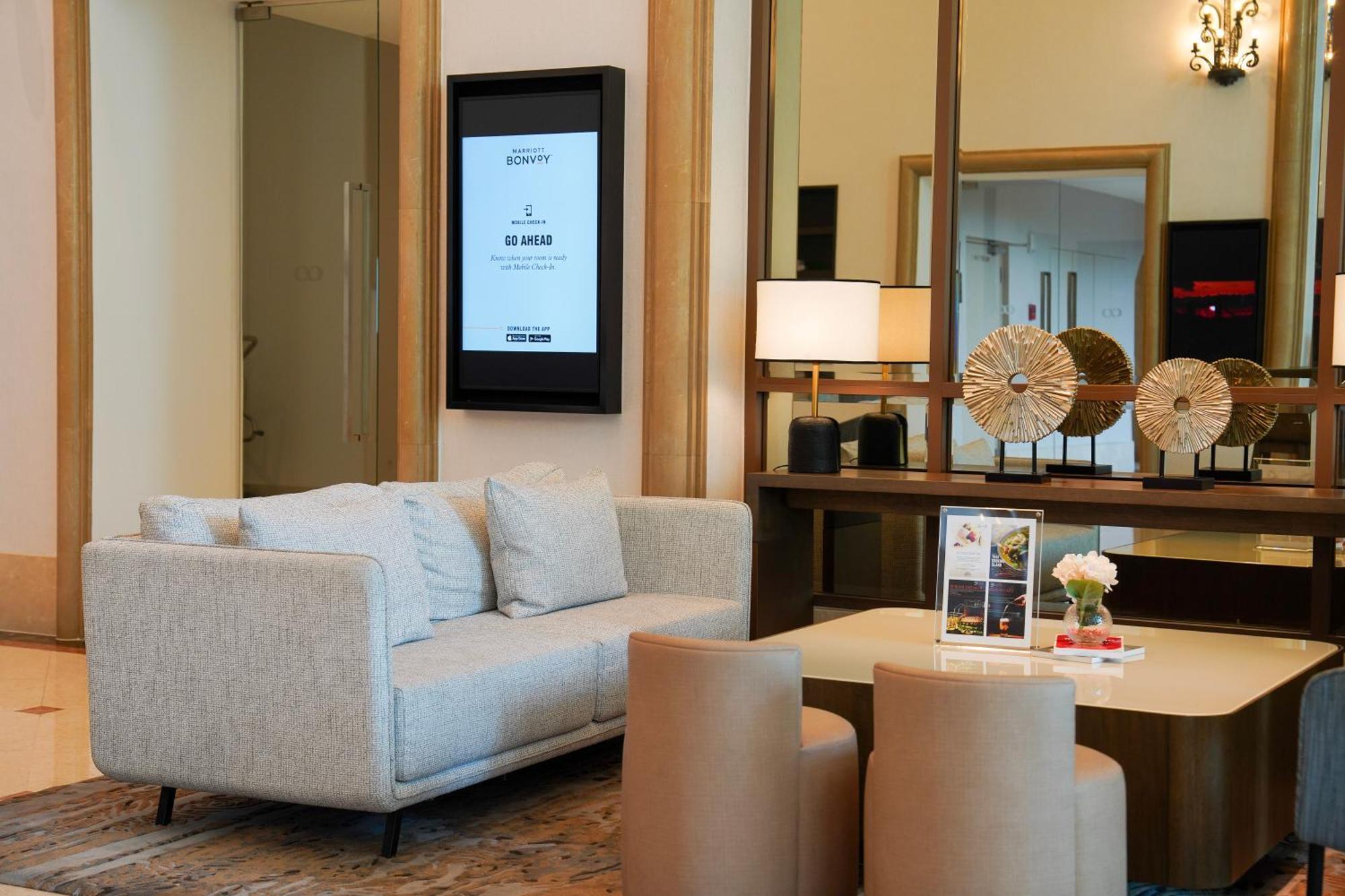Marriott Executive Apartments Bangkok, Sukhumvit 101 Экстерьер фото